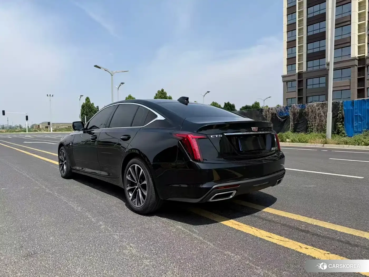 Cadillac CT5 id 4548107 из Китая 9