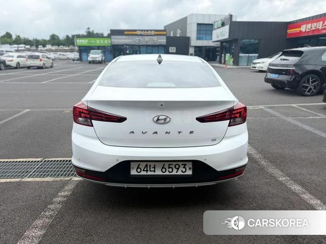 Hyundai The New Avante AD id 4465422 из Кореи 18
