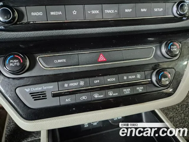 Kia The New Carnival id 2706642 из Кореи 18