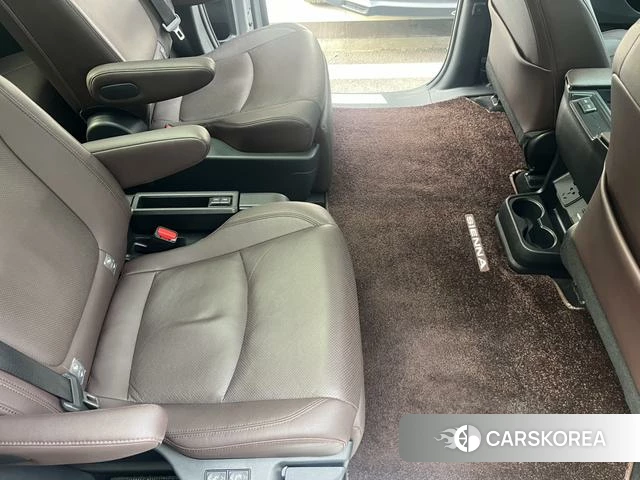 Toyota Grevia id 4261113 из Китая 30