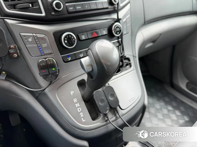 Hyundai The New Grand Starex id 4536626 из Кореи 18