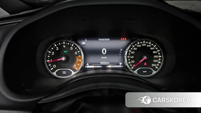 Jeep Renegade id 3795720 из Кореи 18