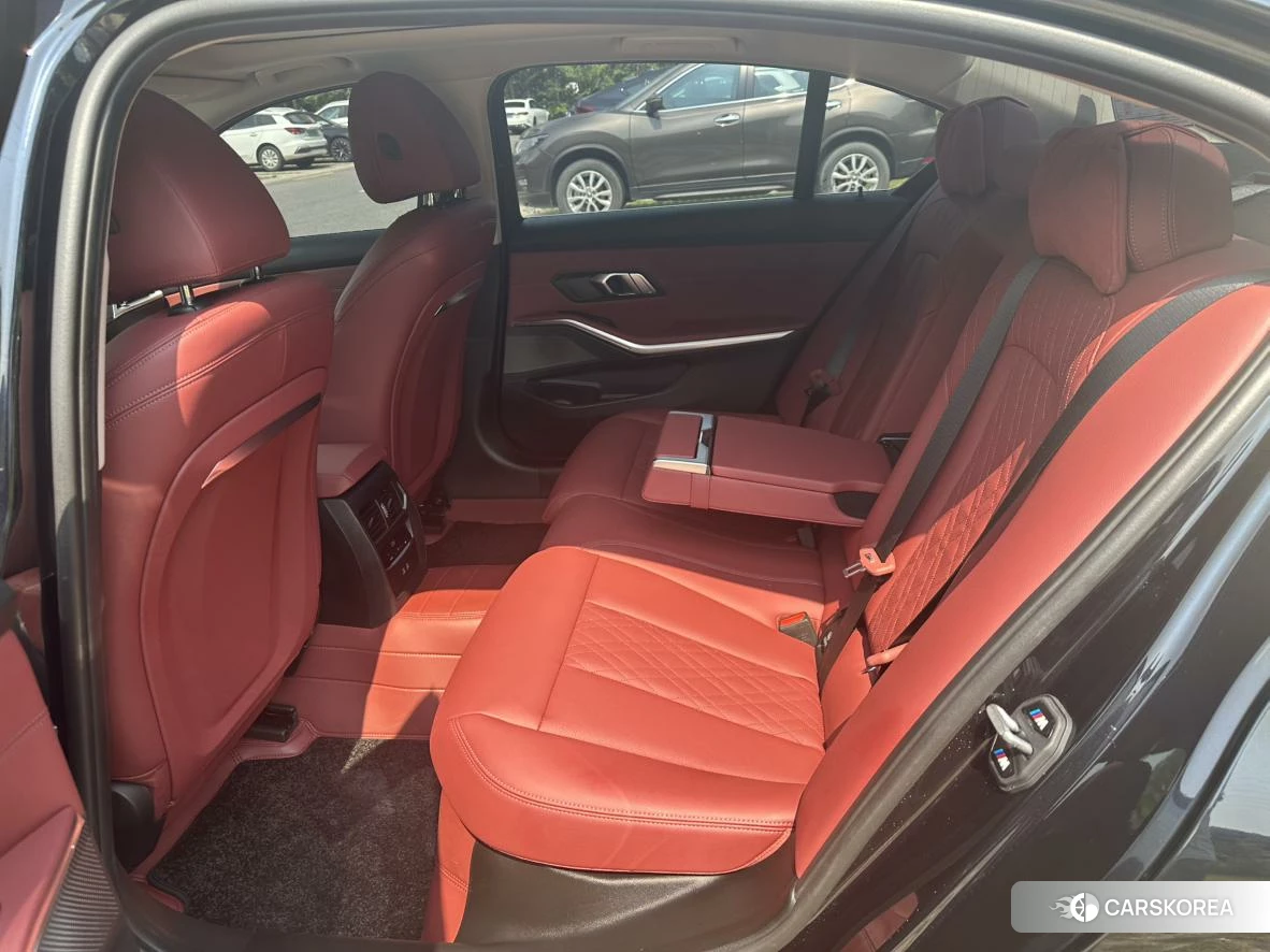 BMW 3 series id 4454661 из Китая 24