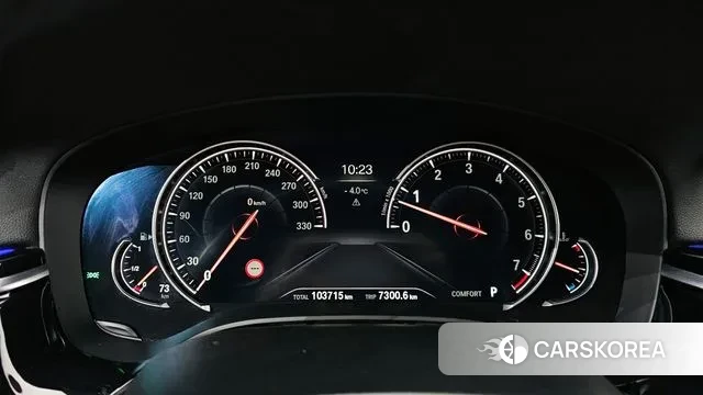 BMW 5 Series (G30) id 3672775 из Кореи 18