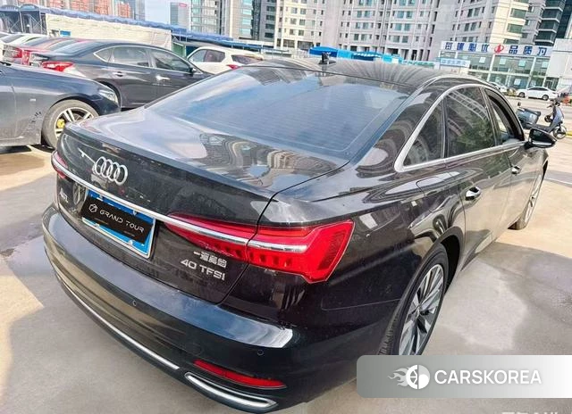 Audi A6L id 4300415 из Китая 8