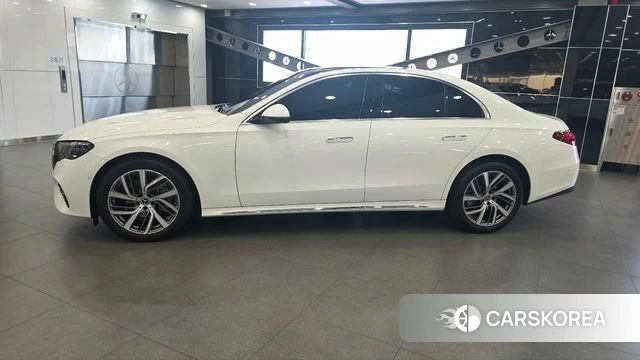 Mercedes-Benz E-Class W214 id 4408103 из Кореи 18