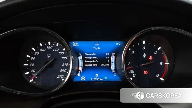 Maserati Quattroporte id 3380640 из Кореи 18