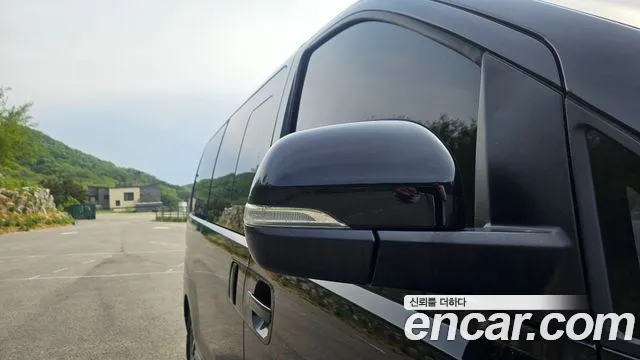 Hyundai The New Grand Starex id 2691954 из Кореи 18