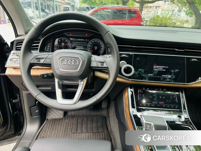 Audi Q7 id 4261264 из Китая 28