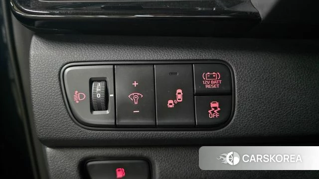 Kia Niro id 4543752 из Кореи 18
