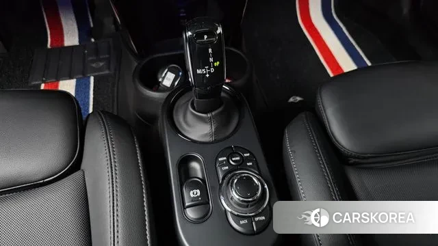 Mini Cooper S id 3012109 из Кореи 18