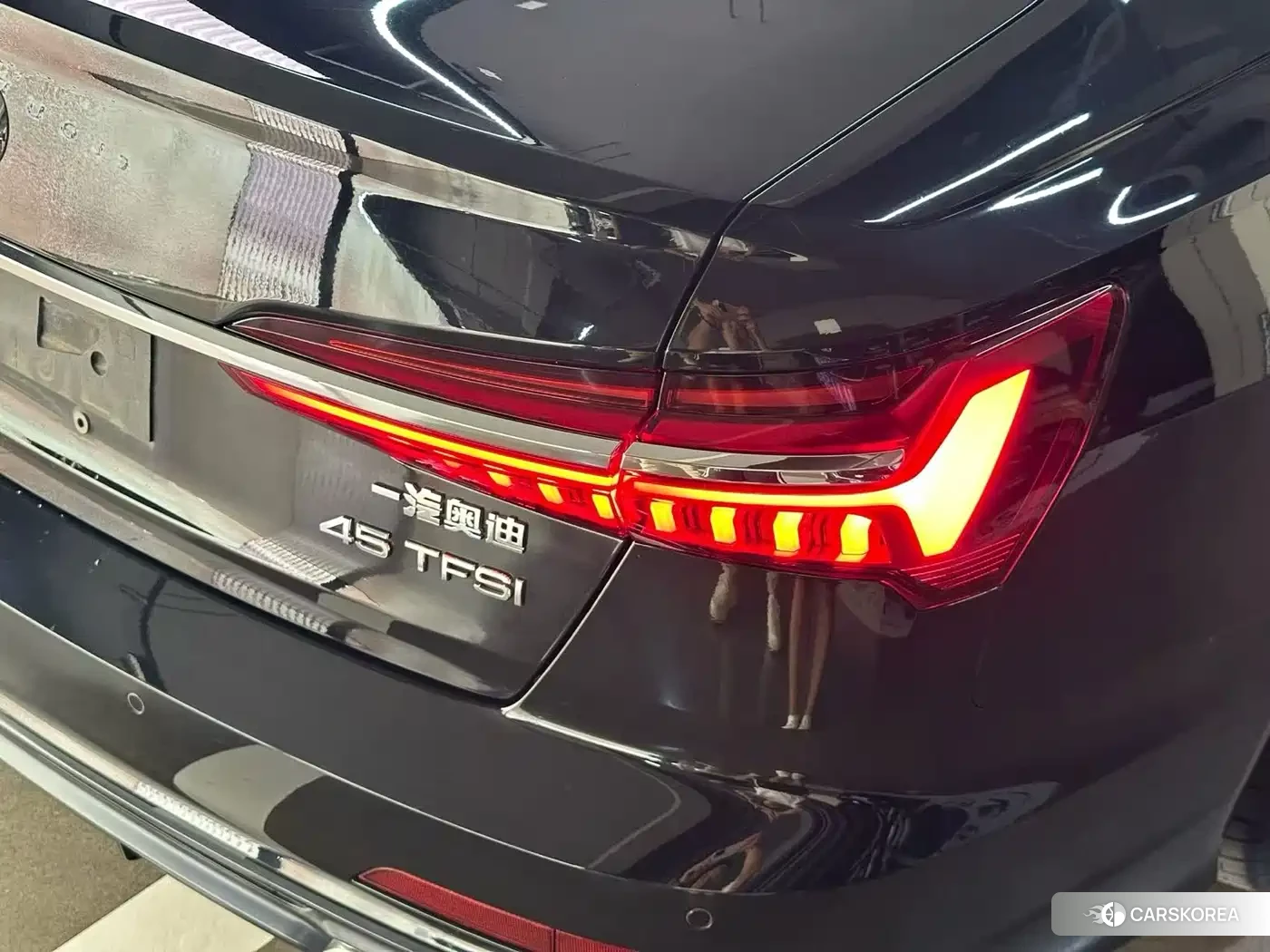 Audi A6L id 4680708 из Китая 8
