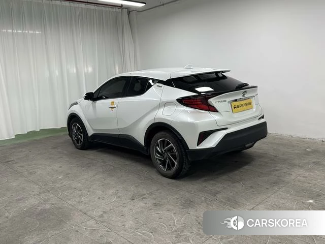 Toyota C-HR id 4277350 из Китая 18