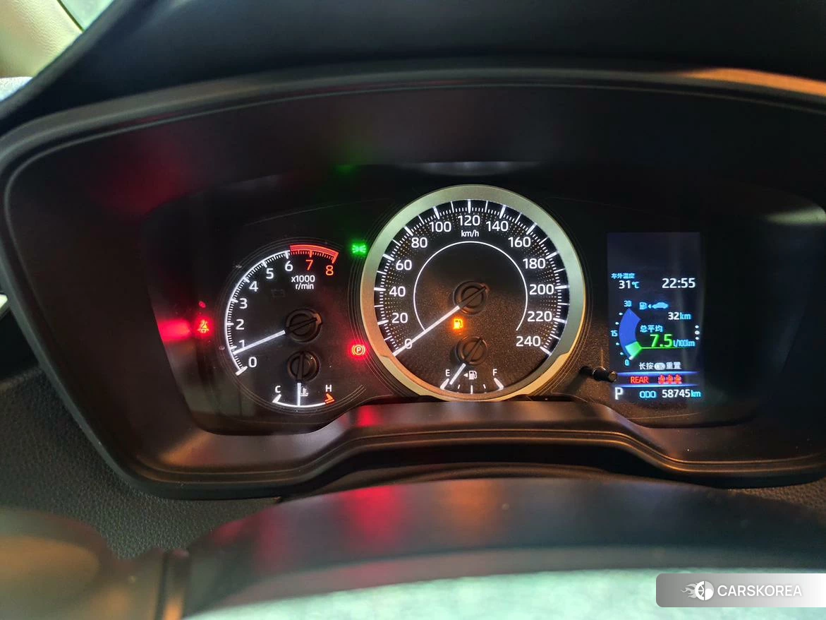 Toyota Corolla id 4419182 из Китая 8