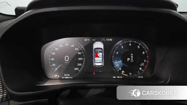 Volvo XC40 id 4638045 из Кореи 34