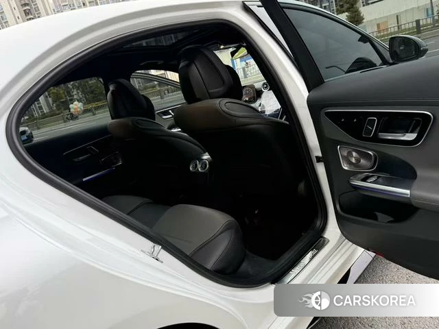 Mercedes-Benz Class C id 4258034 из Китая 14
