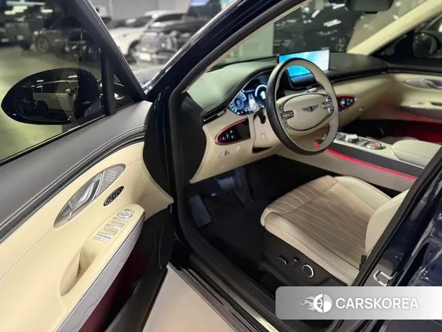 Genesis GV70 id 3686204 из Кореи 18