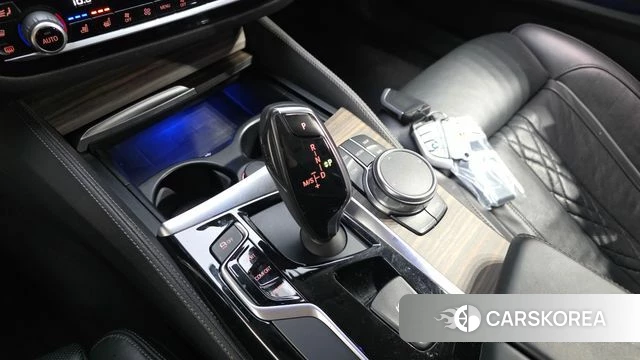 BMW 5 Series (G30) id 4689327 из Кореи 32