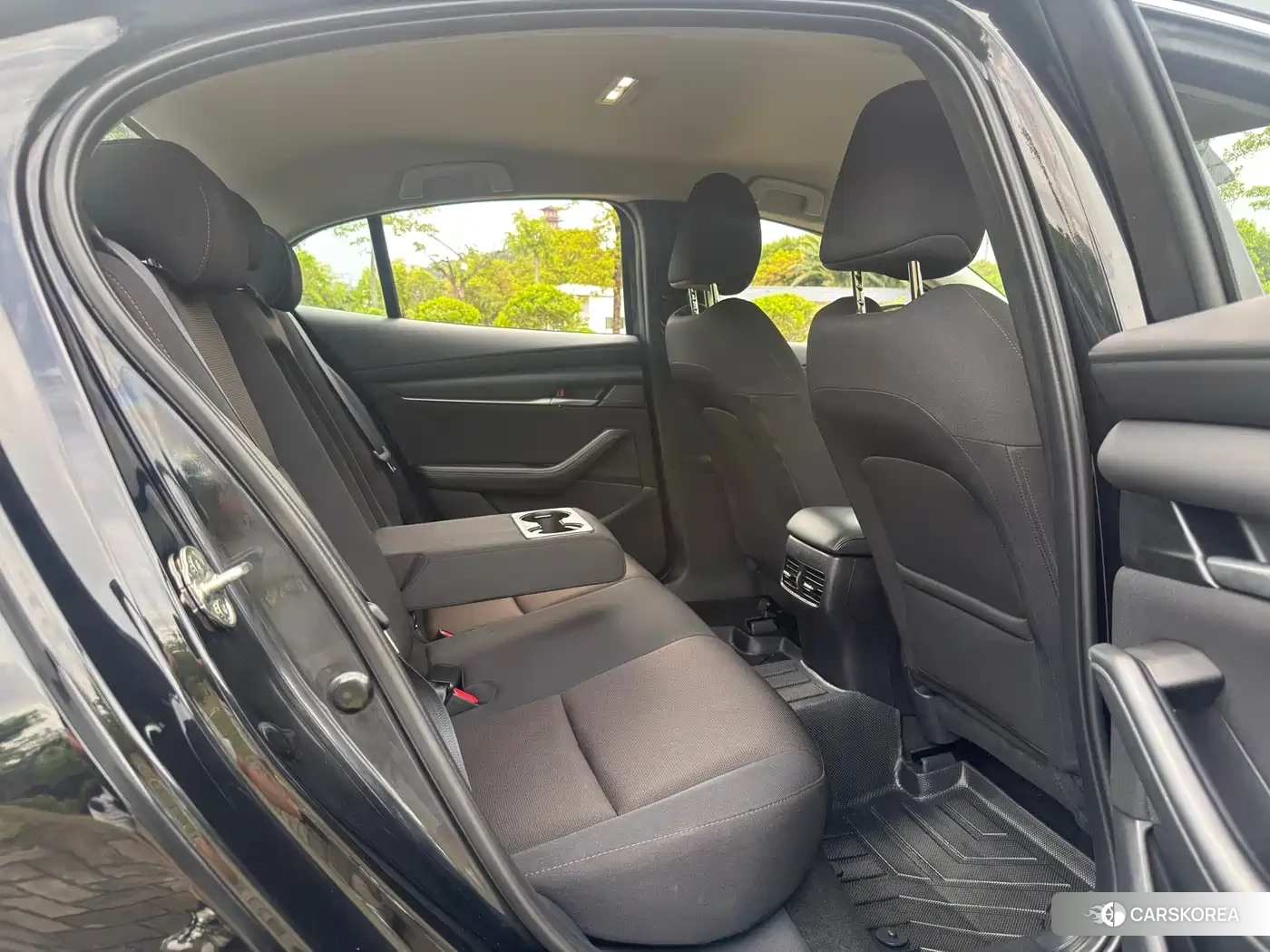 Mazda 3 id 4538855 из Китая 18