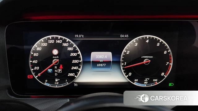 Mercedes-Benz E-Class W213 id 4269128 из Кореи 29