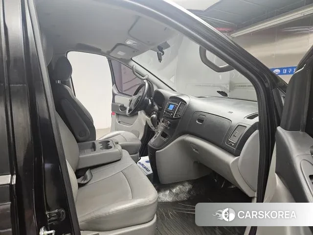 Hyundai The New Grand Starex id 3602075 из Кореи 18