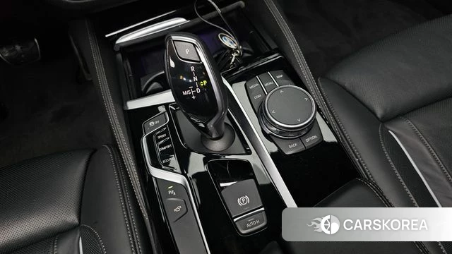 BMW 5 Series (G30) id 4587405 из Кореи 32