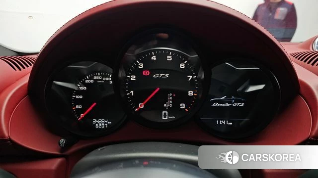 Porsche 718 Boxster id 3806585 из Кореи 18