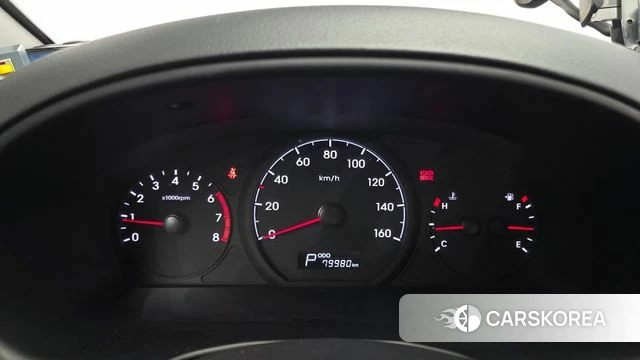 Hyundai The New Grand Starex id 4447596 из Кореи 28