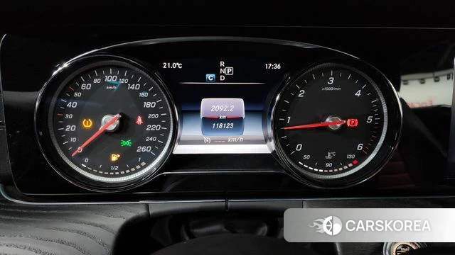 Mercedes-Benz E-Class W213 id 4356889 из Кореи 18