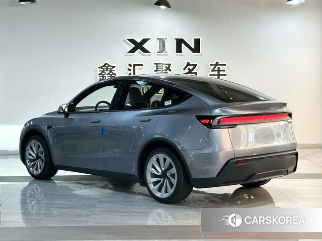 Tesla Model Y id 4207009 из Китая 15