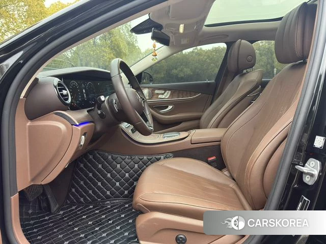 Mercedes-Benz E-class id 4209148 из Китая 17