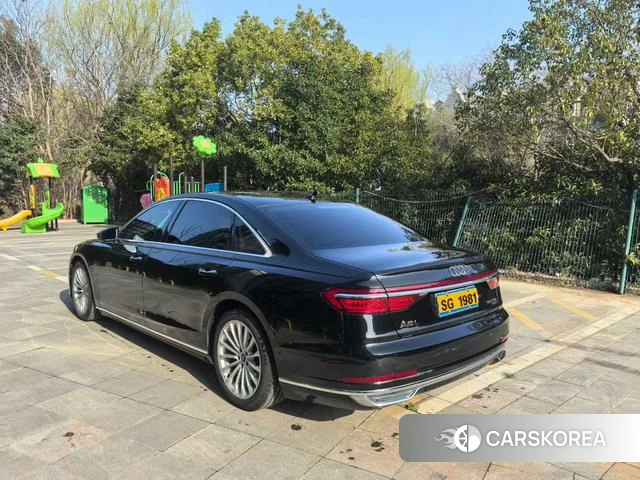 Audi A8 id 4242337 из Китая 8