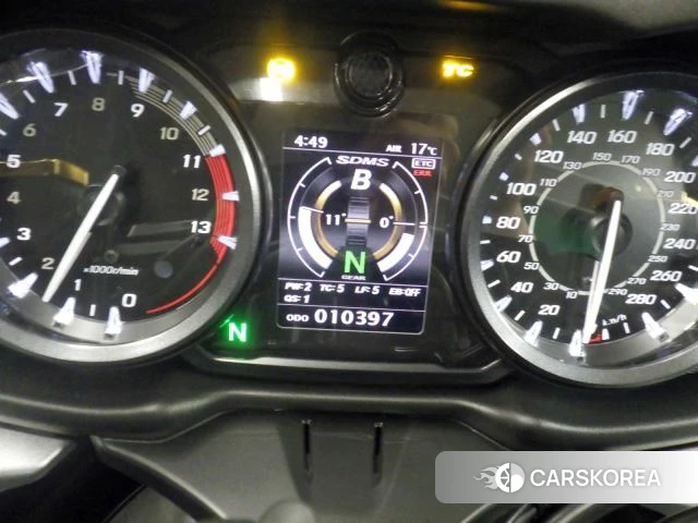 Suzuki GSX1300R HAYABUSA id 3947465 из Японии 33