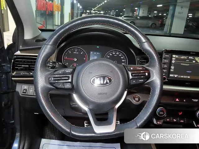 Kia Stonic id 3297765 из Кореи 18