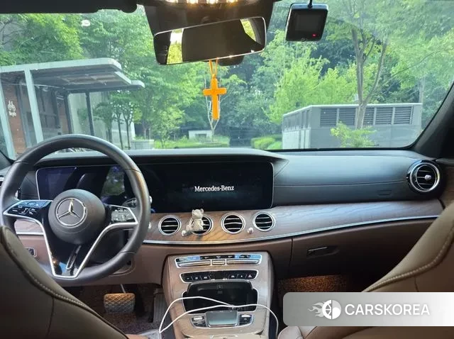 Mercedes-Benz E-Class W213 id 3042704 из Кореи 13