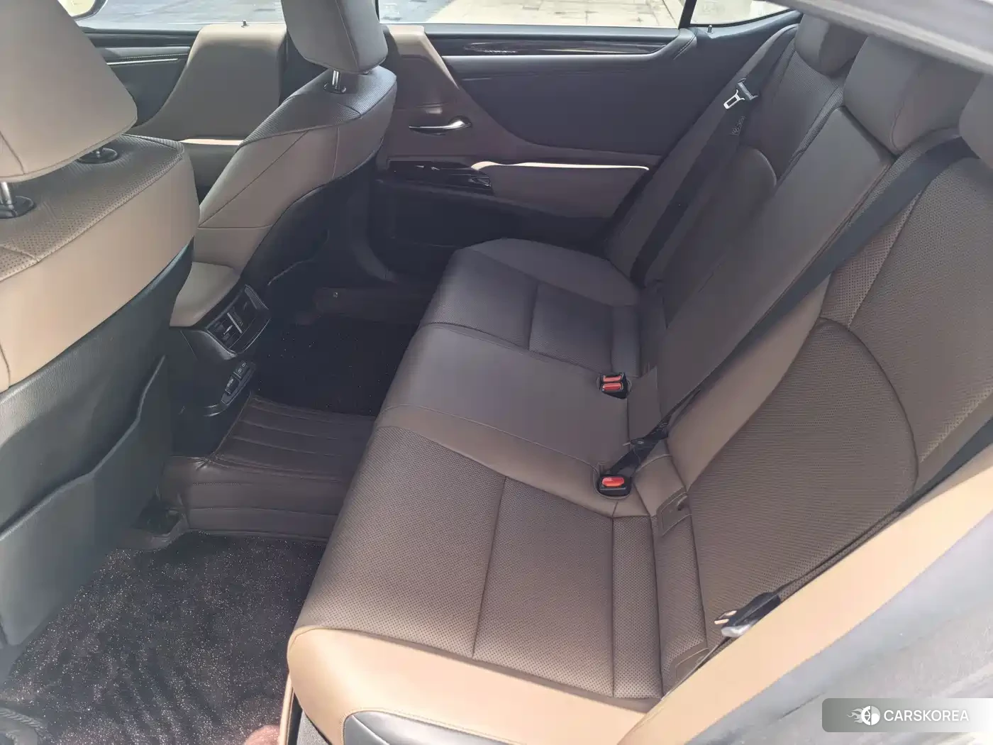 Lexus ES id 4539169 из Китая 10