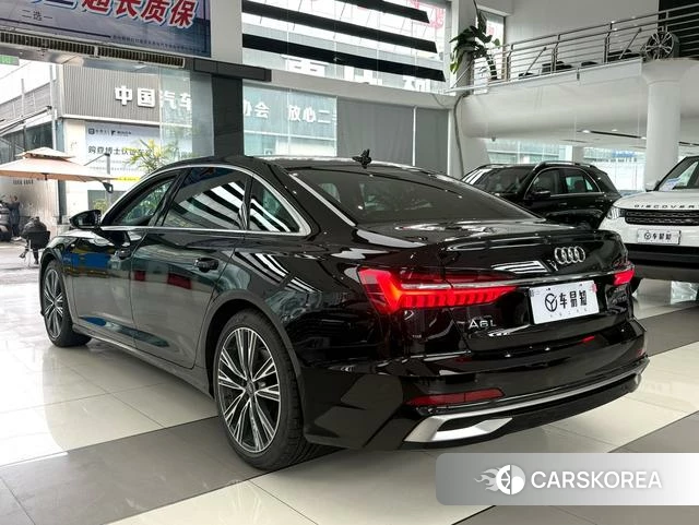 Audi A6L id 3869525 из Китая 15