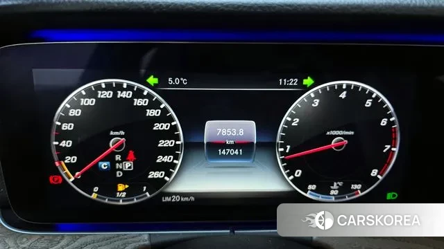 Mercedes-Benz E-Class W213 id 3672505 из Кореи 18