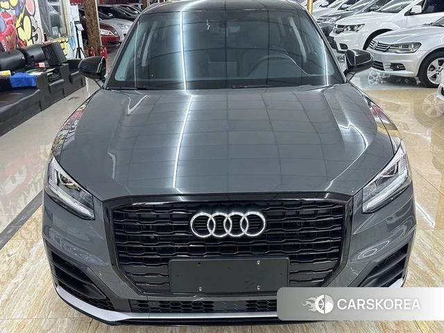 Audi Q2L id 4313832 из Китая 16