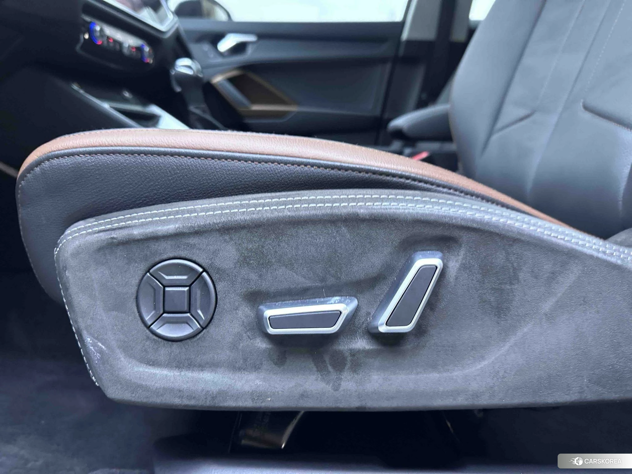 Audi Q3 id 4485398 из Китая 21