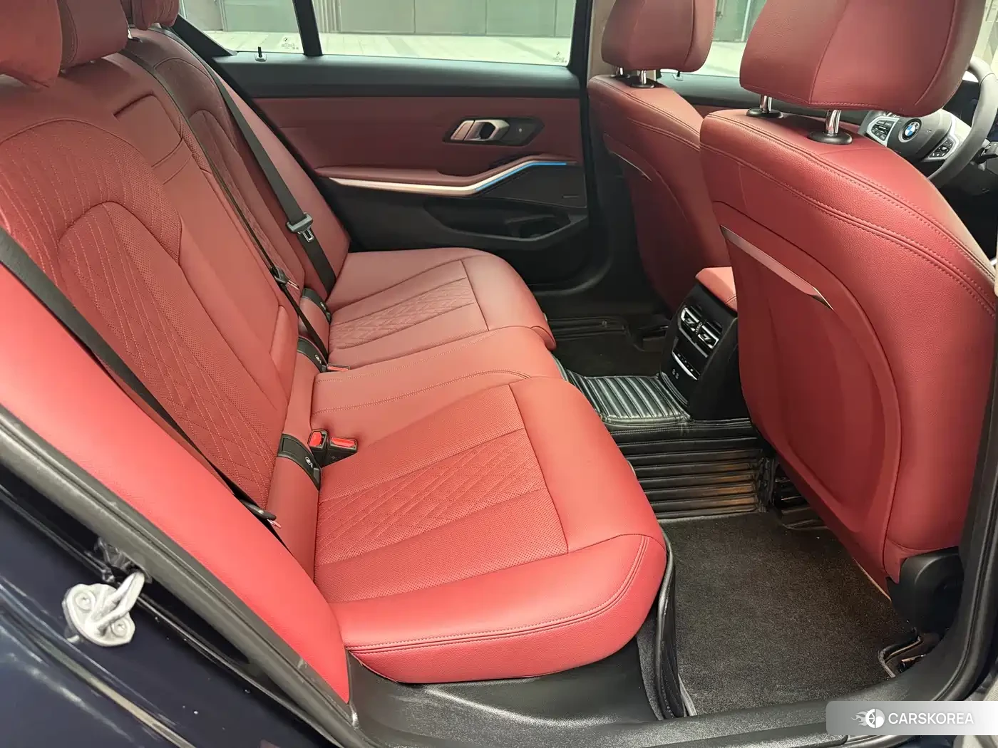 BMW 3 series id 4583643 из Китая 25