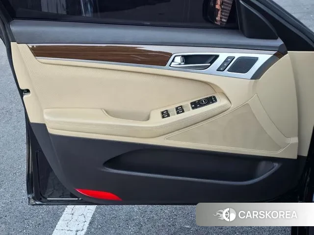 Genesis G80 id 3562984 из Кореи 18