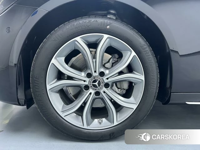 Mercedes-Benz E-class id 4333356 из Китая 15