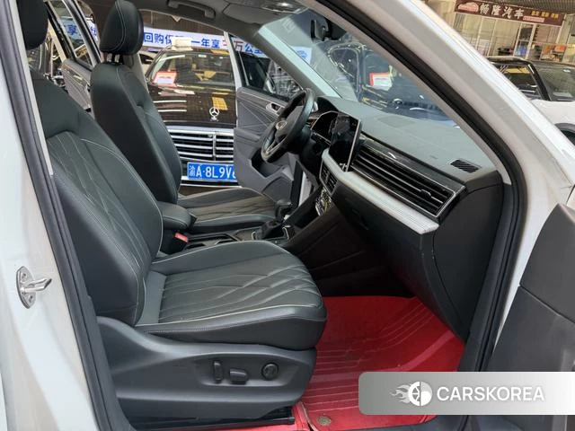 Volkswagen Tiguan L id 4275745 из Китая 26