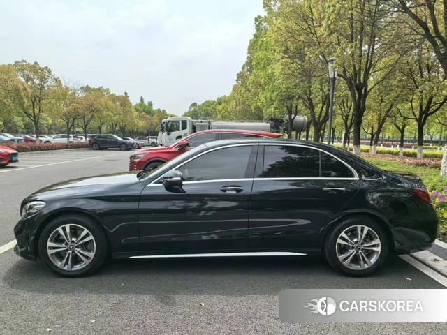 Mercedes-Benz Class C id 4227287 из Китая 19