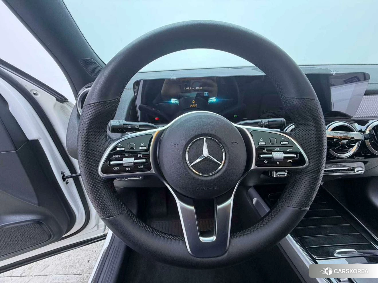 Mercedes-Benz GLB id 4407159 из Китая 21