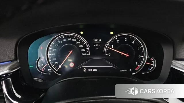 BMW 5 Series (G30) id 3449774 из Кореи 18