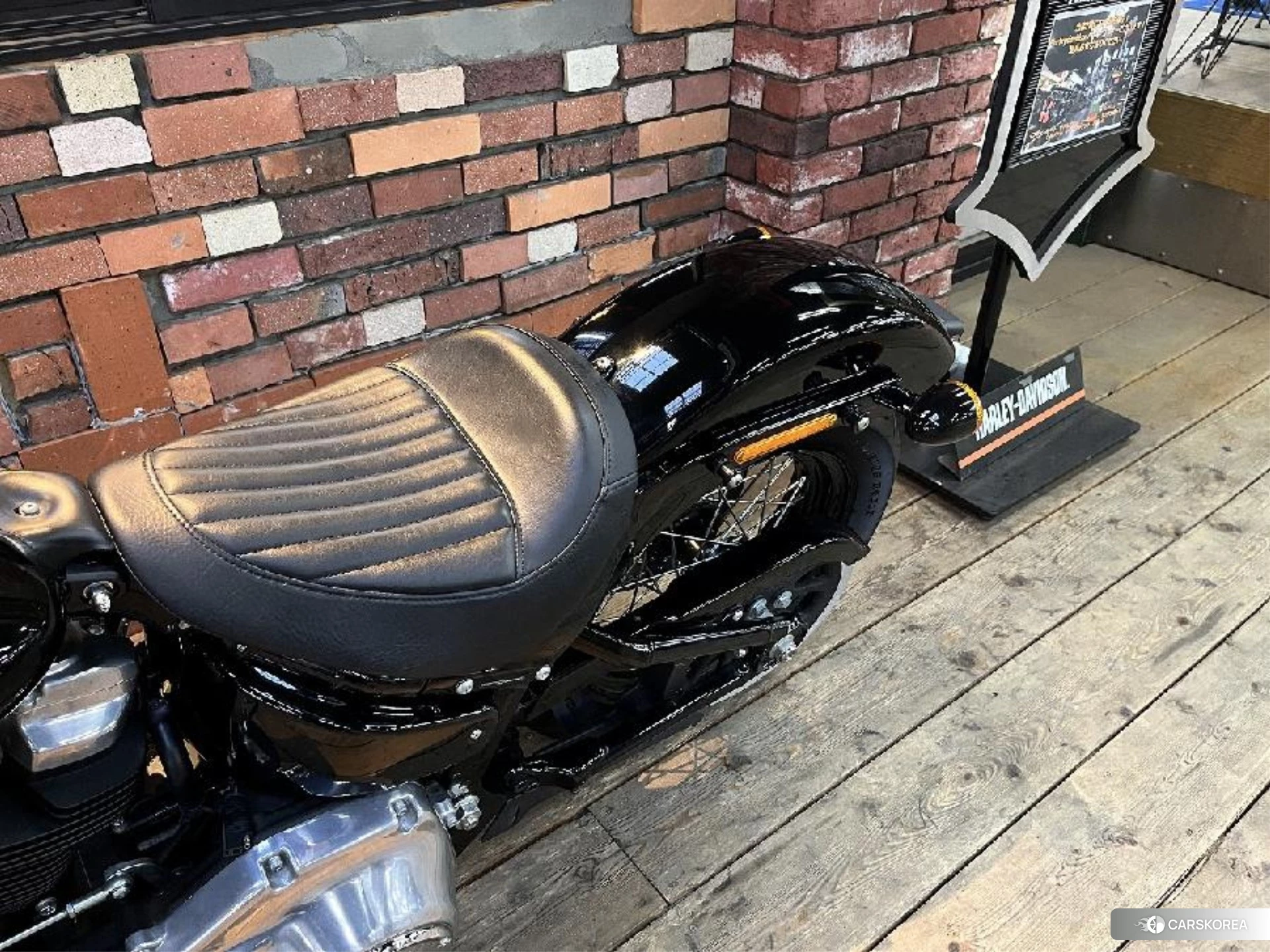 Harley-Davidson Softail Slim FLSL1750 id 3946555 из Японии 14