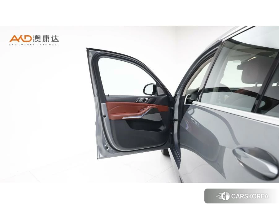 BMW X5 id 4452638 из Китая 8