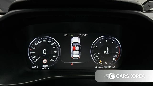 Volvo XC40 id 3853381 из Кореи 18